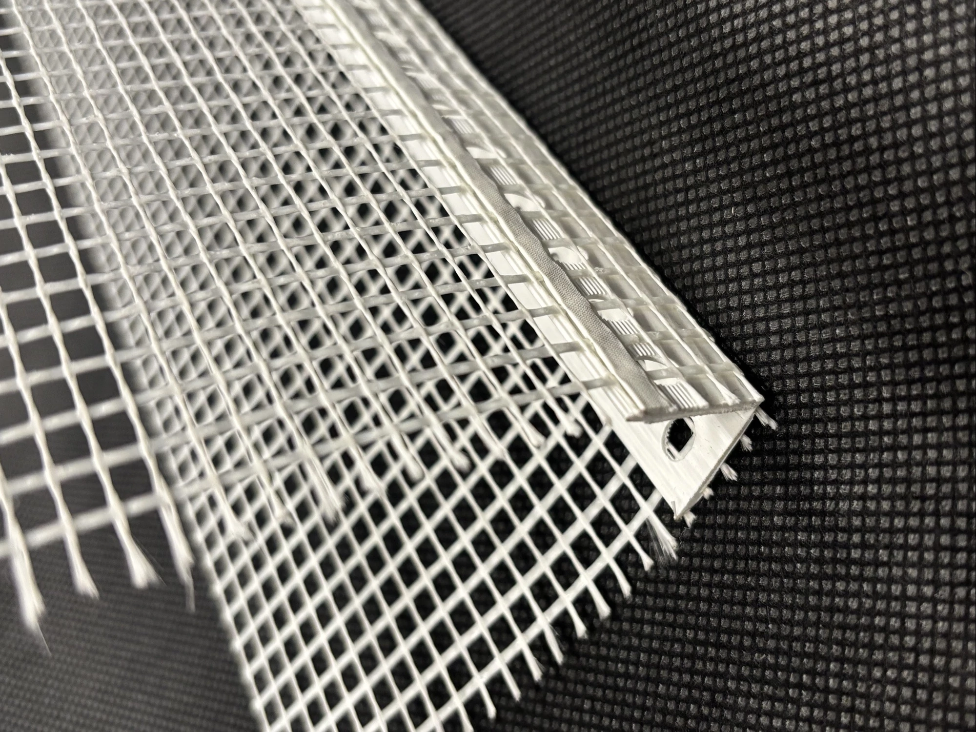 Komplex hálós élvédő PVC PROFI 145 hegesztett 100x150mm 2,5fm